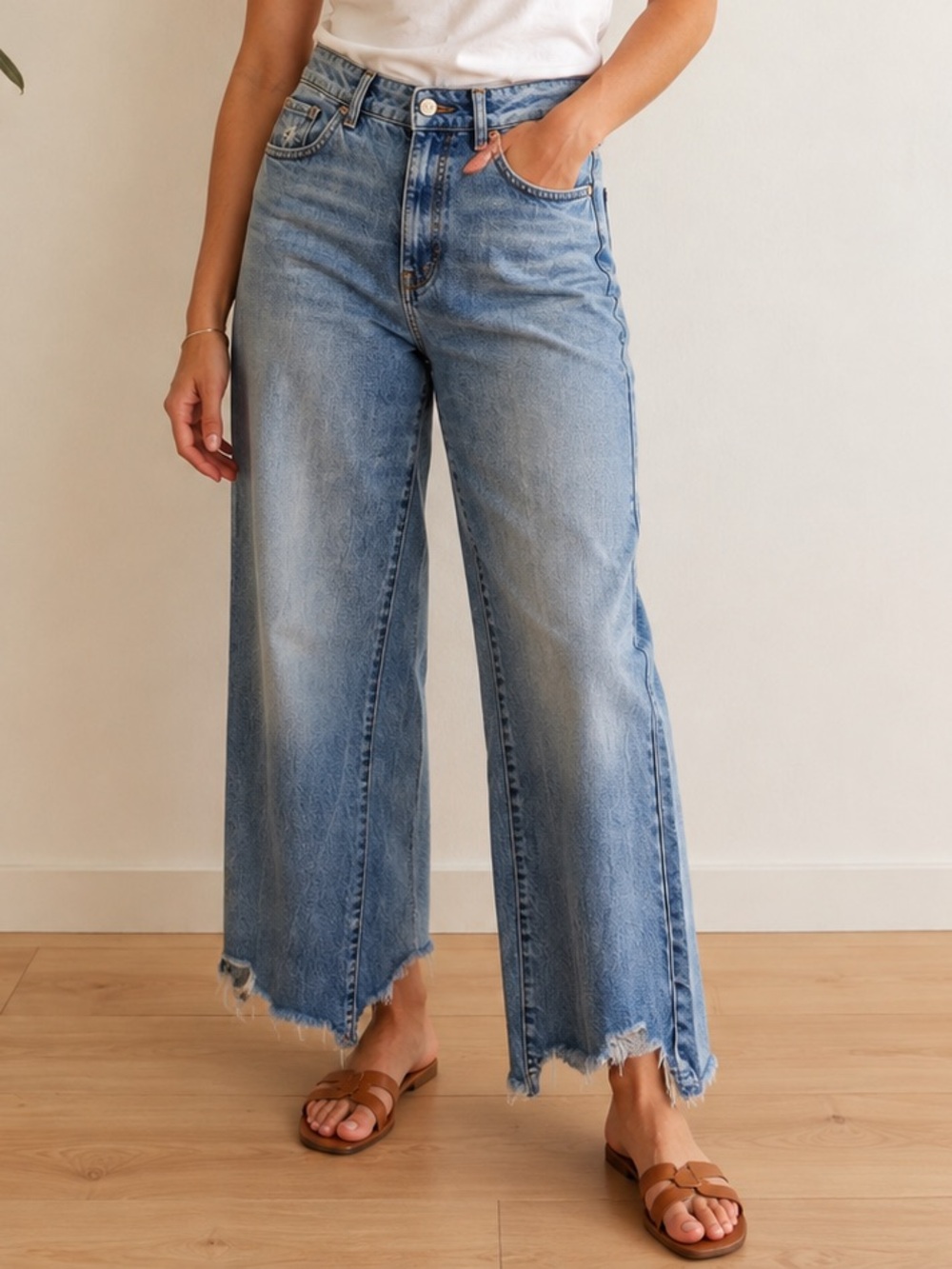 DL1961 Hepburn High Rise Wide Leg Jeans in Slate Size 26 2 XS Small Distressed